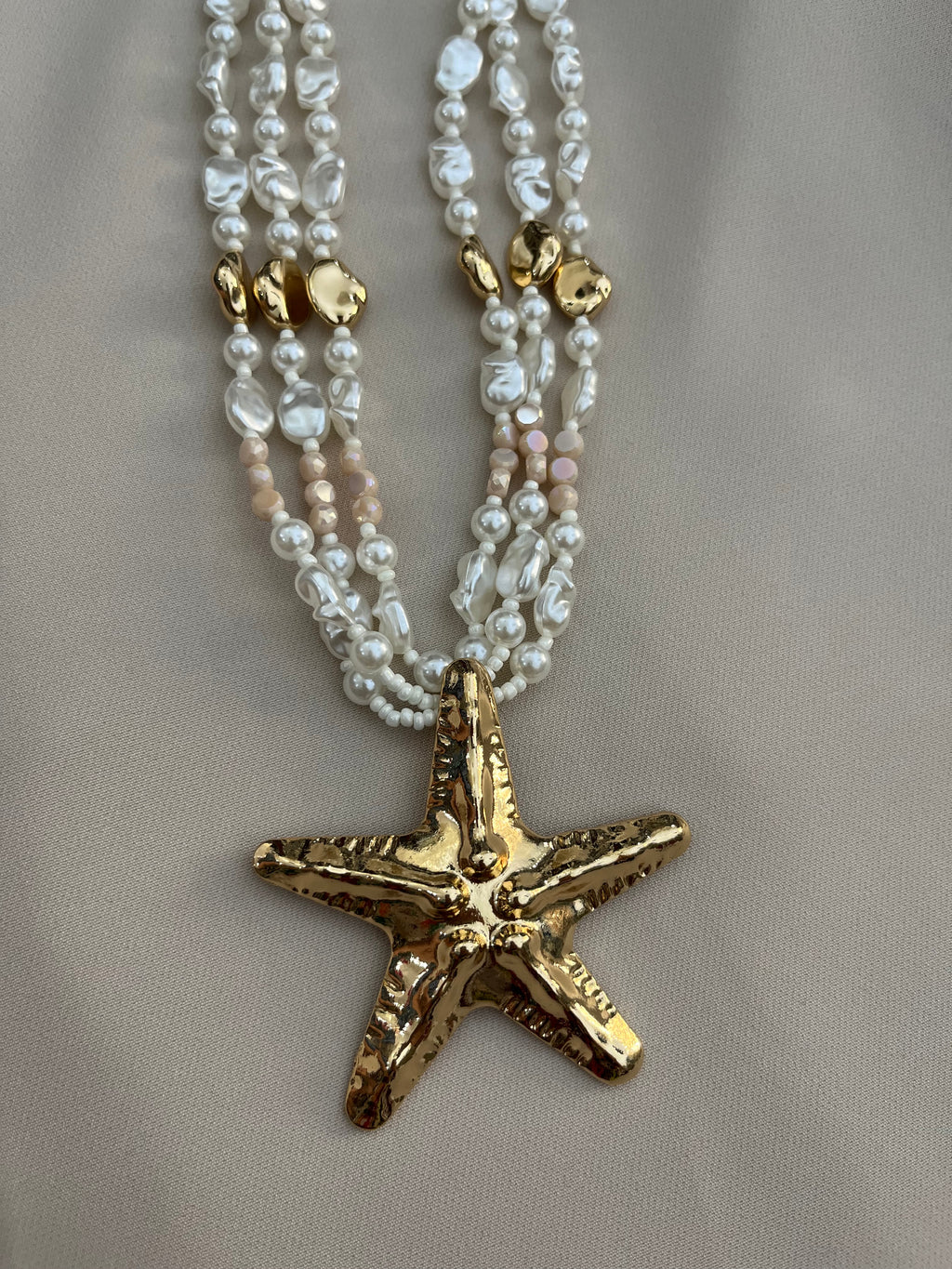 Collana Selene